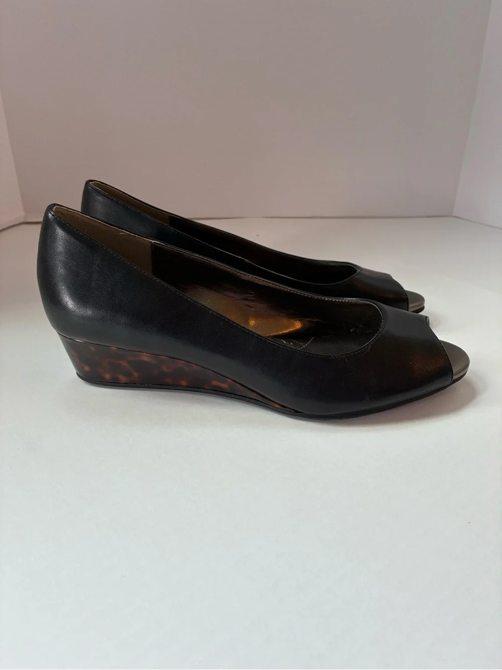 Women’s BANDOLINO Wedges 10